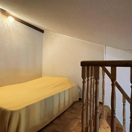 Holiday home Pavillon Climatise Avec Mezzanine, Piscine Et Parking Prive A 300m De La - - Fr-1-229-793 Gruissan