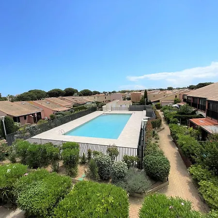 Holiday home Pavillon Climatise Avec Mezzanine, Piscine Et Parking Prive A 300m De La - - Fr-1-229-793